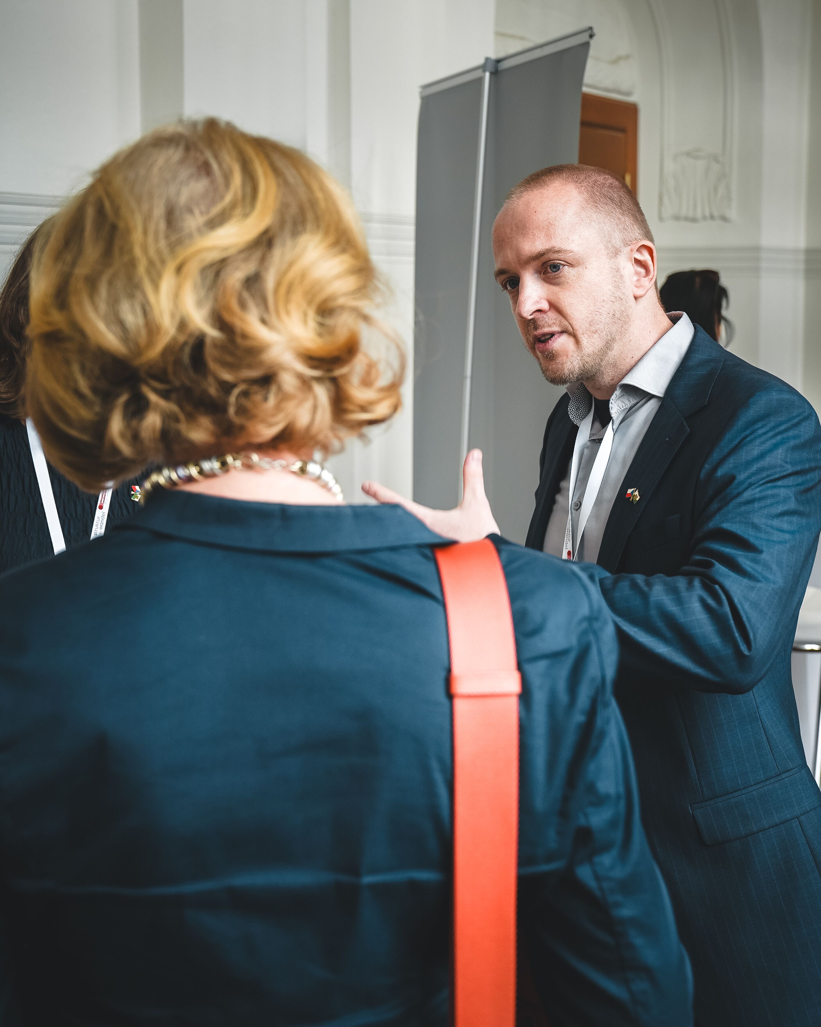 Státní ministryně Regina Kraushaar v rozhovoru s řídicím orgánem a společným sekretariátem | Offenes Regierungsviertel