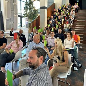 FutureReadiness @KMU: InnoBridgE beim WINSAX Business Frühstück in Chemnitz #3 | Copyright: https://www.linkedin.com/posts/jeannotboden_am-vergangenen-freitag-fand-das-erste-chemnitzer-ugcPost-7497393363504168960-4Ri5/?utm_source=share&utm_medium=member_desktop&rcm=ACoAABM09sgBJjaOt0s1DzYhHr