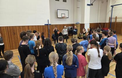 Schulaktionstag an der ZŠ Stříbrnická und Gymnasium LEO 2025