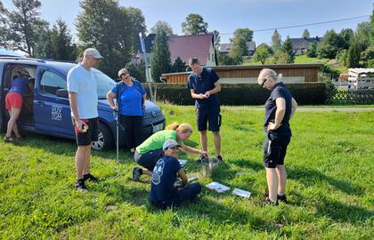 Gemeinsame Probenahme an Fließgewässern Spree, Rosenbach und Ritterbach