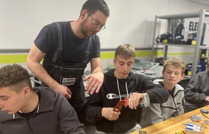 12.11.2025 - jednodenní exkurze do firem