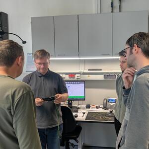 Erfolgreicher Workshop zur Bestimmung der Schubeigenschaften von faserverstärkten Kunststoffen am SLK der TU Chemnitz #4