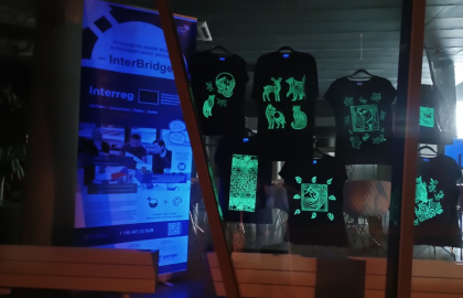 Výstava Světlem oděné