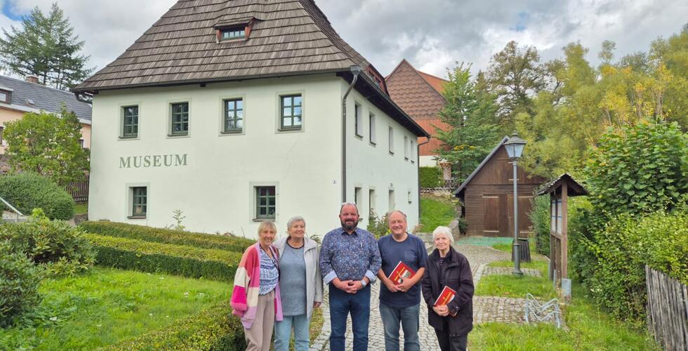 Nový asociovaný partner projektu „Železnice spojuje!“  - krušnohorská obec Neuhausen