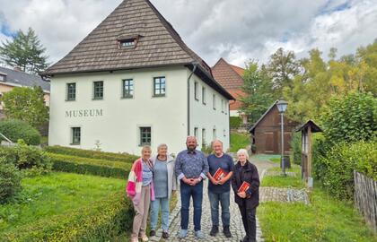 Nový asociovaný partner projektu „Železnice spojuje!“ - krušnohorská obec Neuhausen