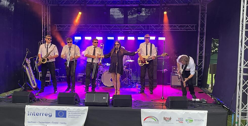 FOLK-ROCK FESTIVAL in den Bergen 2026