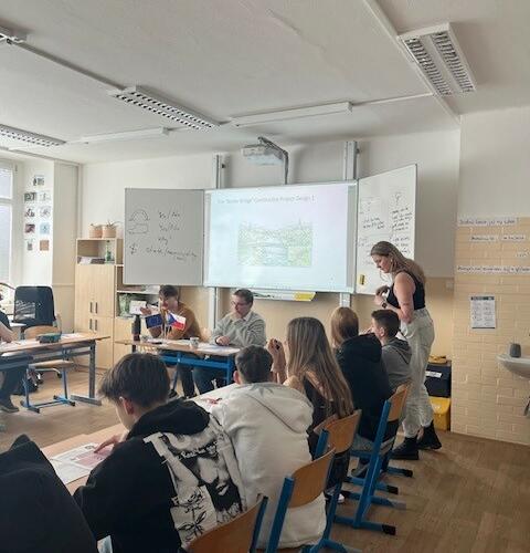 Most, kompromis a demokracie: Čeští a němečtí žáci si vyzkoušeli politiku nanečisto | Copyright: Stefanie Gerstenberger