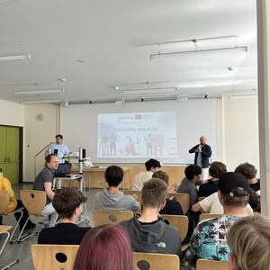 Školní projektový den re:demo: Občanská společnost a angažovanost v německo-českém pohraničí #6 | Copyright: Stefanie Gerstenberger