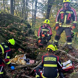 Závěrečné společné cvičení roku 2025 – K záchraně osob včetně transportu z náročného terénu #4
