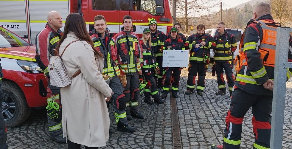 Společné školení na téma „Využití spojovací techniky, vysílačky při živelných pohromách na společné frekvenci“