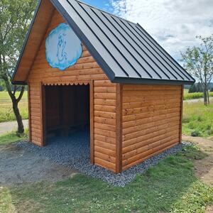 Obnova přístřešků č. 5 a 11. #1