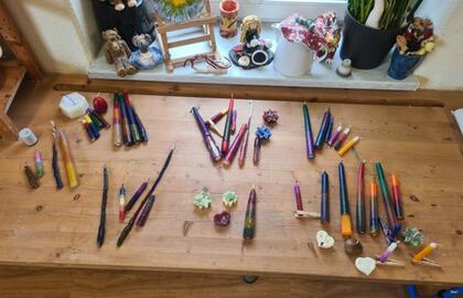 SCHKOLA Oberland - Begegnung 4-6 (Gruppe Altes Handwerk - Kerzenherstellung)