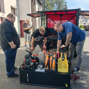 Dobrovolní hasiči v Jablonném v Podještědí dostali techniku a vybavení na hašení lesních požárů #2