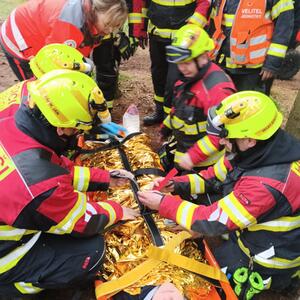 Společné cvičení na téma „K záchraně osob včetně transportu z náročného terénu #3