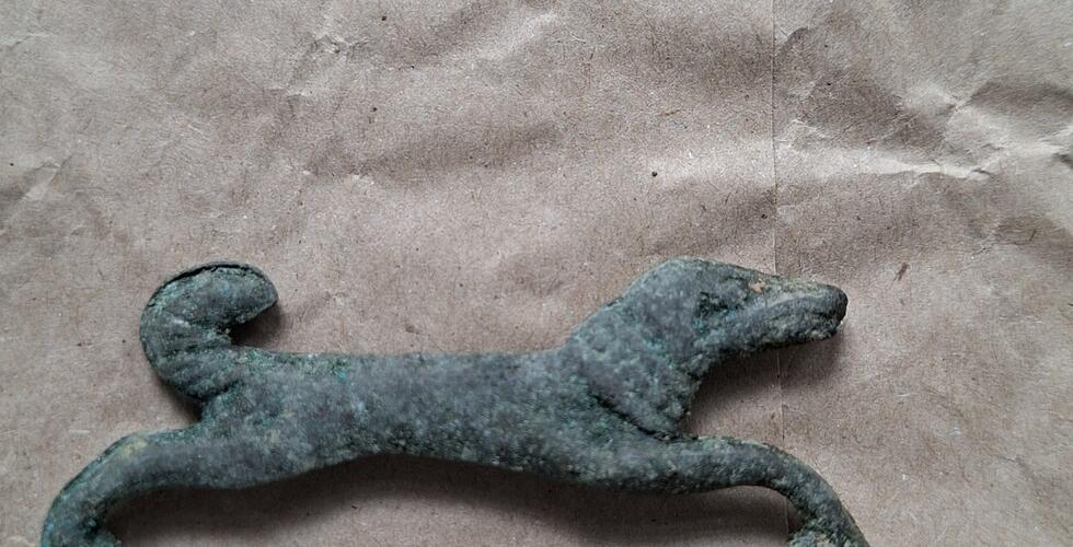 Archäologische Ausgrabungen enthüllen die Geheimnisse des Roten Hauses. Die Funde haben die Experten überrascht.