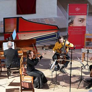Mozart original: „Amadé, mon ami“ Gambenmusik der beiden Freunde Wolfgang Amadé Mozart und Joseph Fiala #2