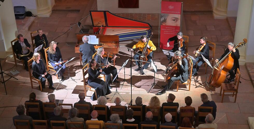 Mozartův originál: „Amadé, mon ami“ Viola da gamba hudba dvou přátel Wolfganga Amadé Mozarta a Josepha Fialy