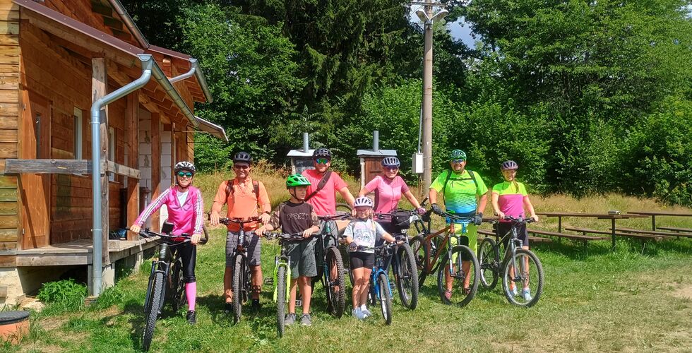 Mit dem Fahrrad zu den Nachbarn