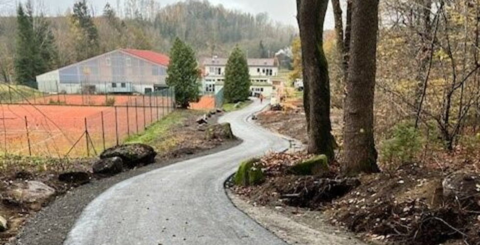 Mit dem Fahrrad zu den Nachbarn