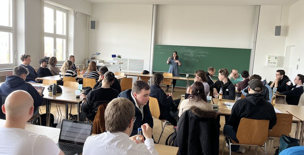 re:demo - Podpora dialogu a posílení komunity - 1